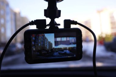 Araç sürüş sırasında trafik durumu kaydetmek için video kaydedici. Otomobil ve kamyon hem de kullanılabilir.