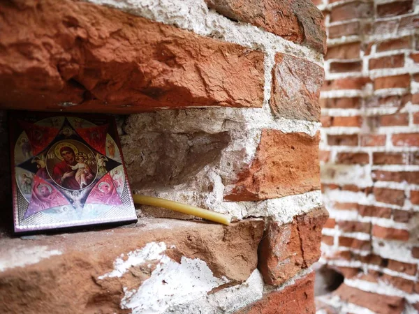 Vernietigde Oude Kerk Ruïnes Van Tempel Prachtige Natuur Sieren Deze — Stockfoto