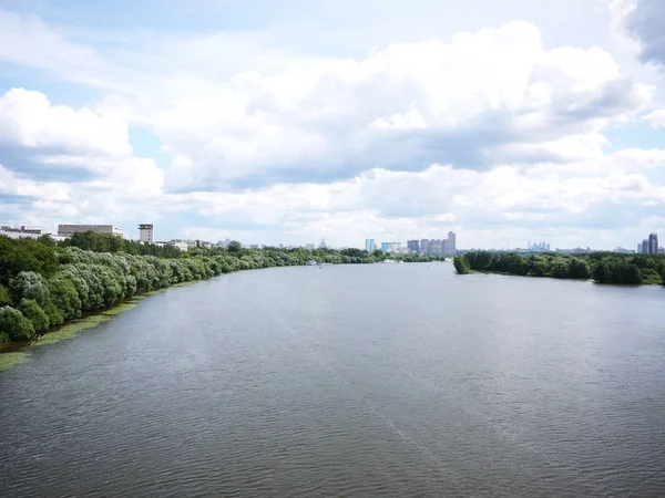Río Que Fluye Ciudad Río Moscú Canal Moscú Detalles Primer — Foto de Stock