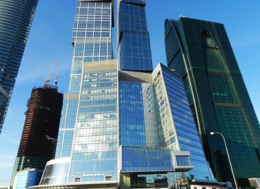 Moskova'daki gökdelenler. Ofis ve konut binalarının mimari kompleksi. 