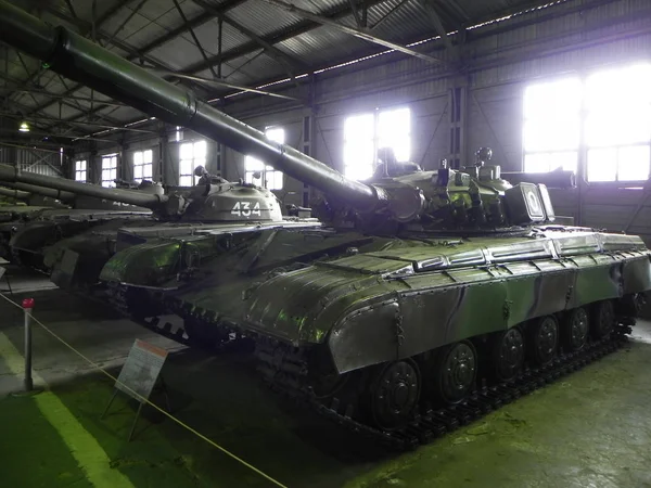 坦克和装甲武器博物馆 博物馆致力于军事装备和技术 详细信息和特写 — 图库照片