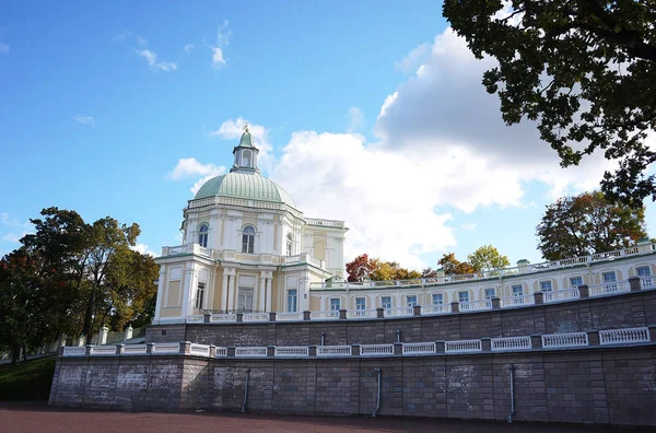 Oranienbaum Museo Reserva Este Parque San Petersburgo Hay Hermoso Parque — Foto de Stock