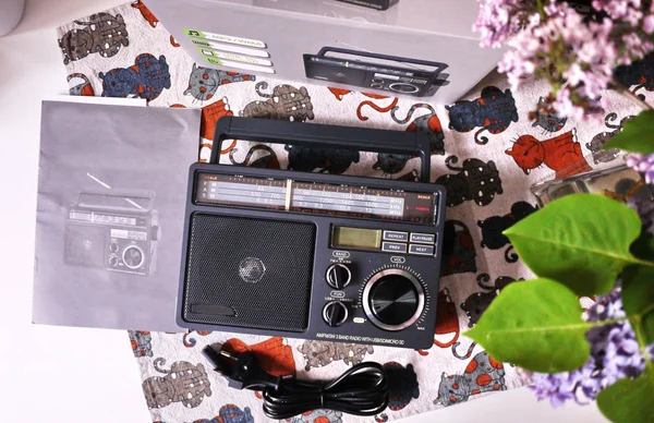 Radio Estilo Retro Para Recepción Radio También Puede Escuchar Archivos — Foto de Stock