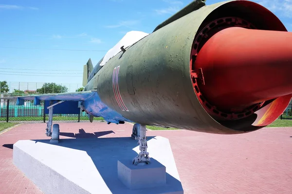 Militaire Tank Geparkeerd Grond Details Close — Stockfoto