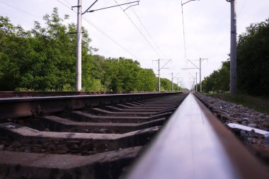 Demiryolunun detayları ve yakın çekim.