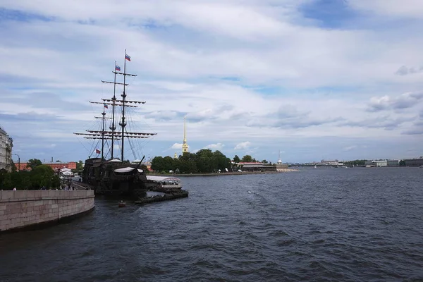 Río Neva San Petersburgo — Foto de Stock