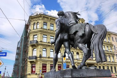 St. Petersburg'da antik mimari.