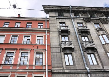 St. Petersburg'da antik mimari.