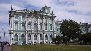 St. Petersburg'da antik mimari.