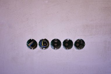 Dairedeki elektrik kablolarının kablolanması