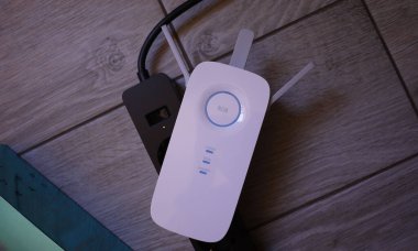 Ev için Wi-Fi internet sinyal güçlendirici
