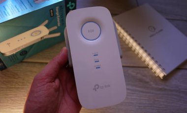 Wi-Fi internet sinyal güçlendirici
