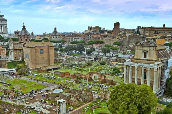 Pohled z římského fóra — Stock fotografie