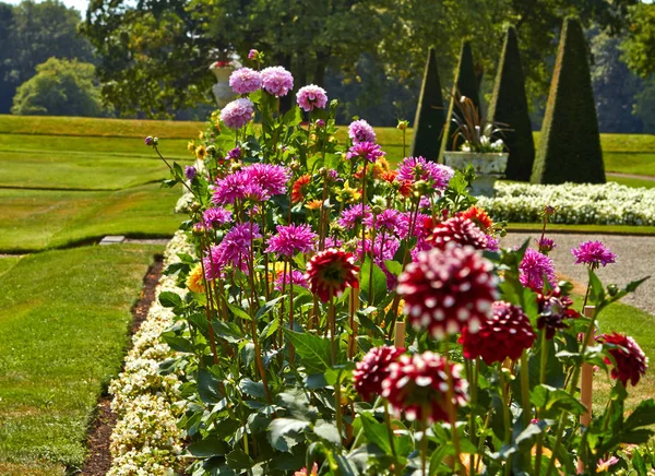 Garden of the De Haar Castle — Stock Photo, Image