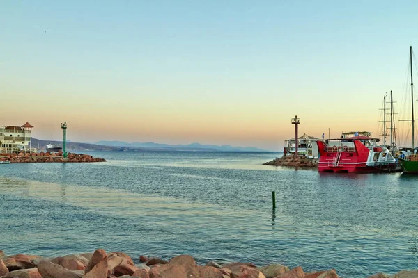 Вид на залив Эйлат с яхтами — стоковое фото