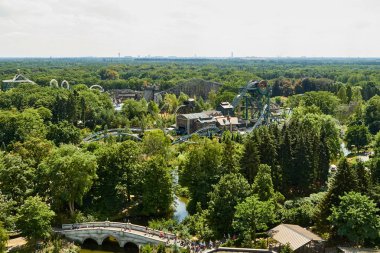 Fantezi temalı eğlence parkı Efteling. Yukarıdan park görünümü