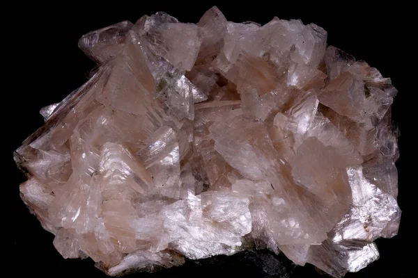 Jalgaon Bölgesi, Maharashtra, Hindistan 'dan gül rengi Heulandite Kümesi