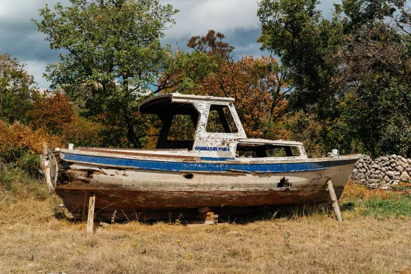 Velho Naufrágio Barco Chão — Fotografia de Stock