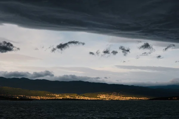 Dark Clouds Klimno Town Krk Island — Stock Photo, Image