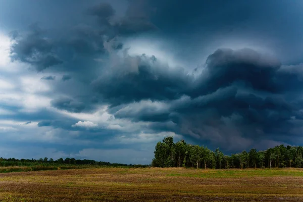 Storm Clouds Field — Stock Photo, Image