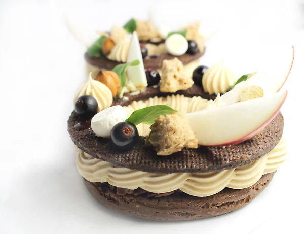 Bagues Paris Brest Avec Tranches Cassis Meringue Pomme — Photo