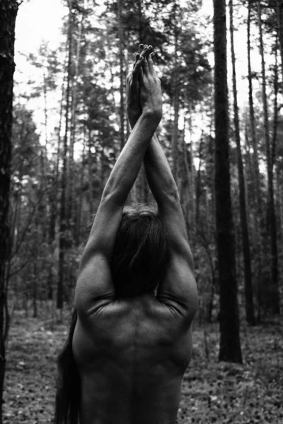 Närbild Graciös Pose Kvinnlig Naken Rygg Vacker Atletisk Kvinnlig Kropp — Stockfoto