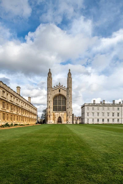 ケンブリッジ、イギリスで有名なキングス カレッジ — ストック写真
