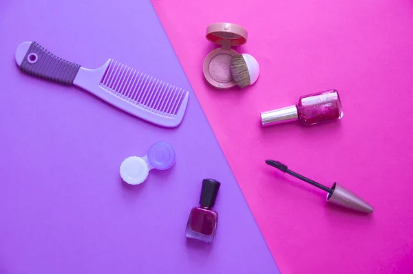 Uppsättning Smink Kosmetika Lila Och Rosa Bakgrund — Stockfoto