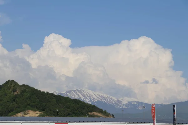 Parque Olímpico Sochi Vista Las Colinas Montañas Nevadas — Foto de Stock