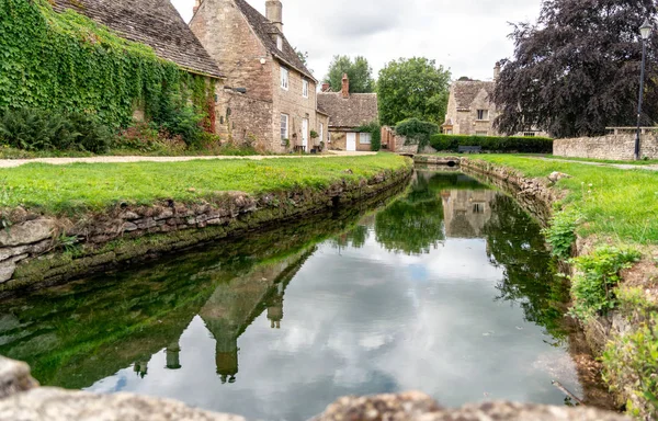 Village Ashton Keynes North Wiltshire Reino Unido — Foto de Stock