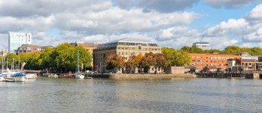 Görünüm Arnolfini Sanat Merkezi Bristol dock, İngiltere, Birleşik Krallık