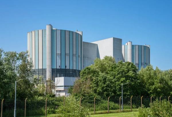 Oldbury Magnox Nükleer Santrali. Dünyanın en eski nükleer reaktörlerinden birini kullanımdan kaldırıldı. Oldbury on Severn, South Gloucestershire, İngiltere