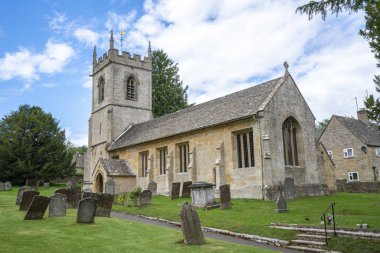 St. Andrew kilisesi, Naunton, Gloucestershire, İngiltere