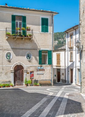 Caramanico Terme, İtalya'nın Pescara eyaletinde İtalya Abruzzo bölgesinin doğal görünürde.