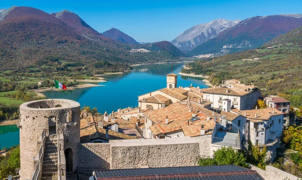 Vista Panoramica Barrea Provincia Dell Aquila Abruzzo — Foto Stock