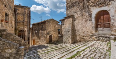 Santo Stefano di Sessanio, L 'Aquila Eyaleti, Abruzzo (İtalya)