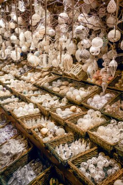 Noel süslemeleri Wien Rathaus Pazar, Avusturya.