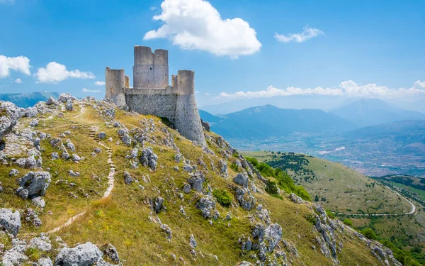 Rocca Calascio Dağ Tepesi Kalesi Veya Rocca Aquila Province Abruzzo — Stok fotoğraf