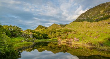 Kerry Ring, Ilçe Kerry, Irlanda boyunca pastoral göl
