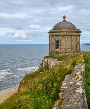 Mussenden Tapınağı, Londonderry, Kuzey İrlanda