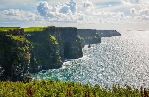 Malebný Pohled Útesy Moher Jedné Nejpopulárnějších Turistických Atrakcí Irsku Dobruska — Stock fotografie