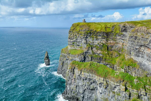 Malebný Pohled Útesy Moher Jedné Nejpopulárnějších Turistických Atrakcí Irsku Dobruska — Stock fotografie