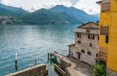 Doğal görünürde Brienno, Como Gölü, Lombardiya, İtalya.
