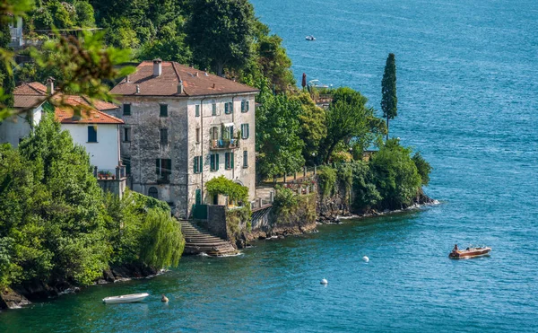 Malebný Pohled Nesso Krásné Vesnice Jezeře Como Lombardie Itálie — Stock fotografie