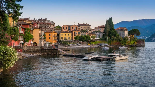 Vista Panoramica Nella Bellissima Varenna Sera Sul Lago Como Lombardia — Foto Stock