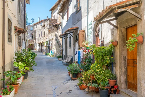 Marta, Bolsena Gölü, Viterbo eyaletinin, Lazio doğal görünürde.
