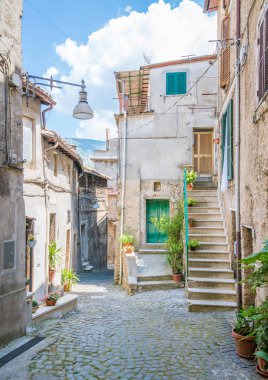 Subiaco eski şehir bir yaz sabahı, Roma, Latium, orta Italya Eyaleti. 