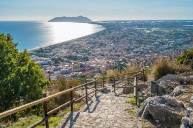 Terracina 'da Jupiter Anxur Tapınağı, Latina Eyaleti, Lazio, orta Italya.