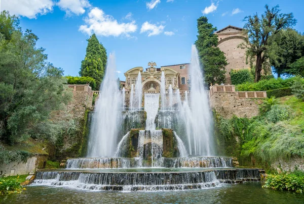 意大利中部拉齐奥的蒂沃利埃斯特别墅的海王星喷泉 — 图库照片