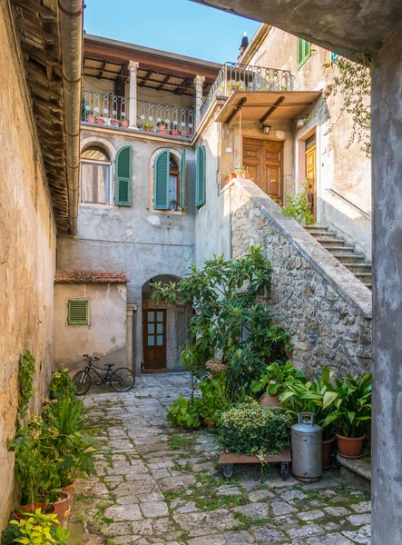 Öğleden sonra görünürde doğal Sorano, il, Grosseto, Toskana (Toscana), İtalya.